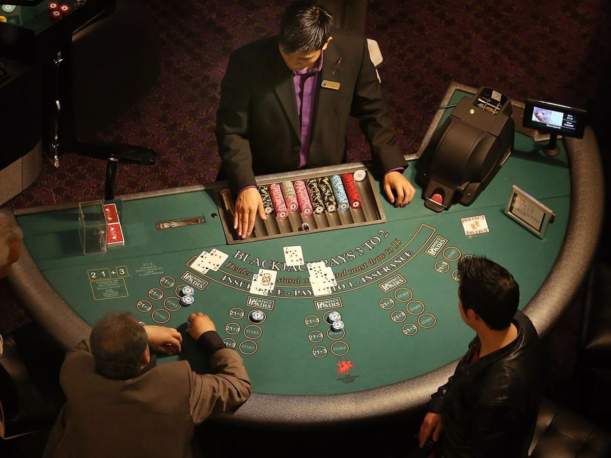 Zet Casino کیسینو میں پوکر گیمز